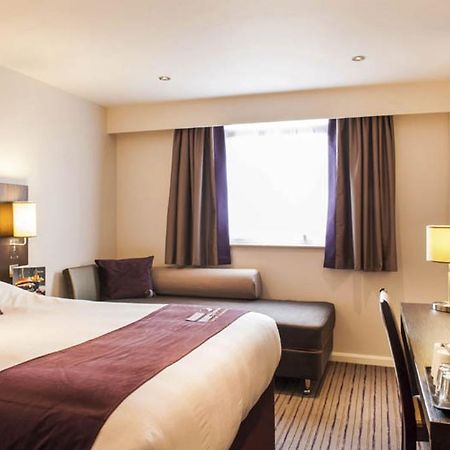 Premier Inn Aberdeen Airport - ダイス エクステリア 写真