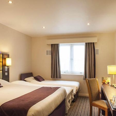 Premier Inn Aberdeen Airport - ダイス エクステリア 写真