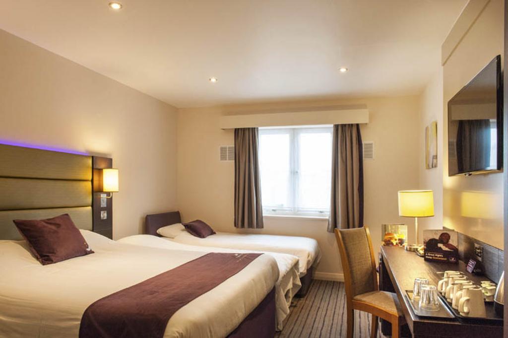 Premier Inn Aberdeen Airport - ダイス エクステリア 写真