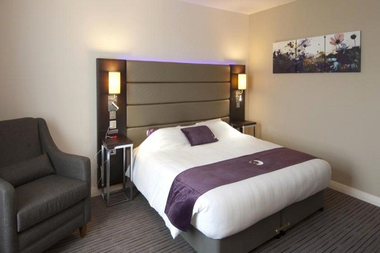 Premier Inn Aberdeen Airport - ダイス エクステリア 写真