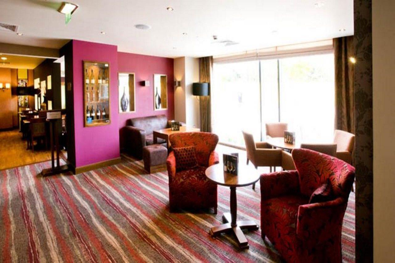 Premier Inn Aberdeen Airport - ダイス エクステリア 写真