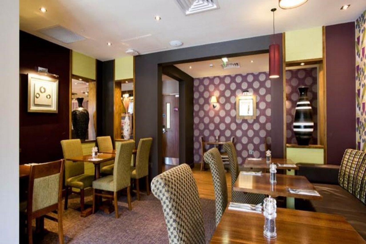 Premier Inn Aberdeen Airport - ダイス エクステリア 写真