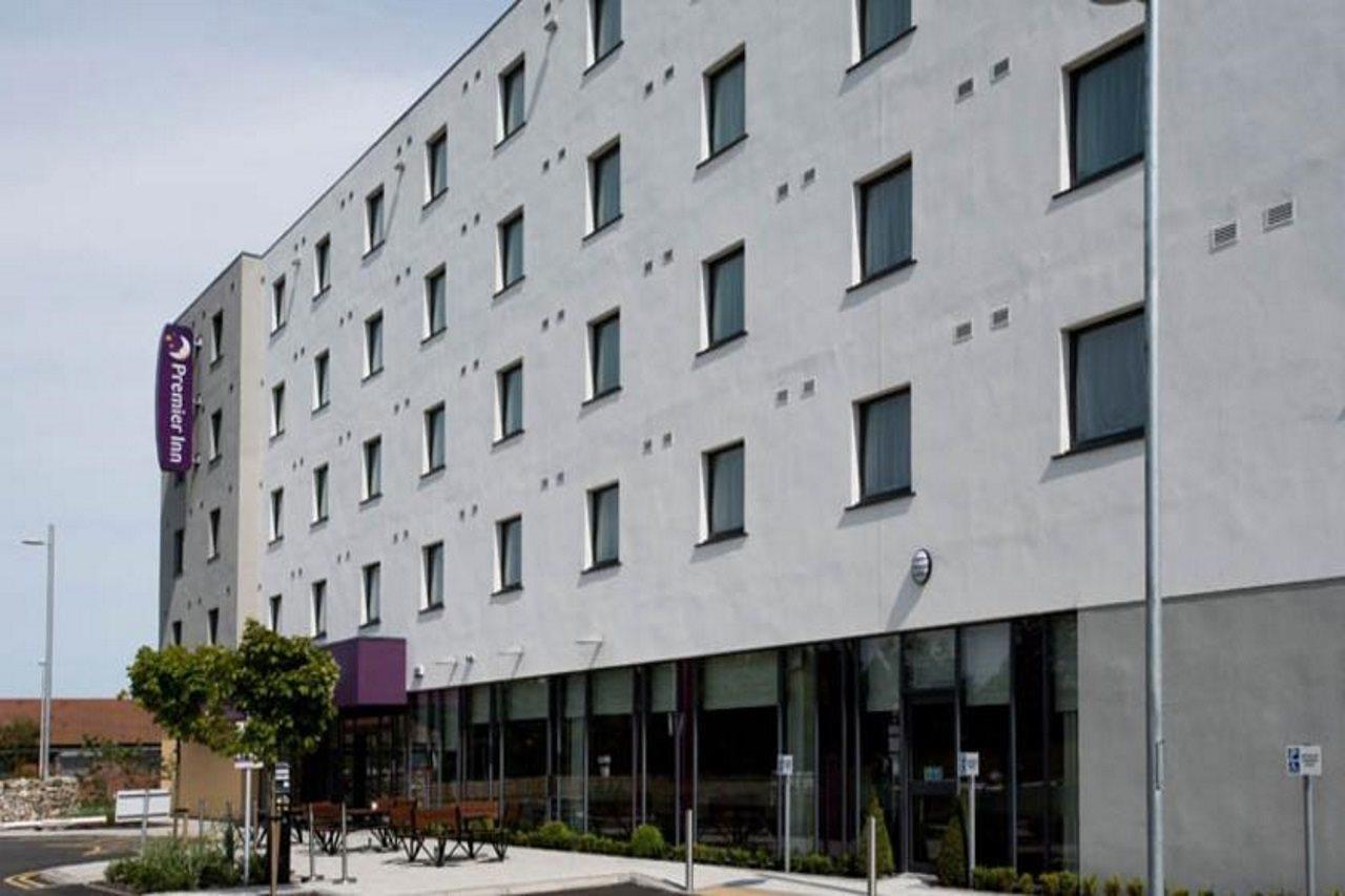 Premier Inn Aberdeen Airport - ダイス エクステリア 写真